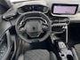 Peugeot 2008 Hybrid 145 GT 8 jaar Garantie / Elektr. schuifdak en bestuurdersstoel / Stoelverwarming / Camera 360° / Adapt. CC / Navi / Apple Carplay Android / 17" LM wielen / ook in zwart leverbaar /