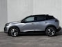 Peugeot 2008 Hybrid 145 GT 8 jaar Garantie / Elektr. schuifdak en bestuurdersstoel / Stoelverwarming / Camera 360° / Adapt. CC / Navi / Apple Carplay Android / 17" LM wielen / ook in zwart leverbaar /