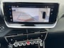 Peugeot 2008 Hybrid 145 GT 8 jaar Garantie / Elektr. schuifdak en bestuurdersstoel / Stoelverwarming / Camera 360° / Adapt. CC / Navi / Apple Carplay Android / 17" LM wielen / ook in zwart leverbaar /