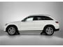 Mercedes-Benz GLC 300 e 4MATIC Business Solution AMG Panoramadak | 5 spaaks AMG lichtmetalen velgen | Treeplanken | Navigatie | Parking support | Inclusief 24 maanden MB Certified garantie voor Europa.
