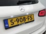 Mercedes-Benz GLC 300 e 4MATIC Business Solution AMG Panoramadak | 5 spaaks AMG lichtmetalen velgen | Treeplanken | Navigatie | Parking support | Inclusief 24 maanden MB Certified garantie voor Europa.