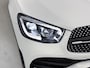 Mercedes-Benz GLC 300 e 4MATIC Business Solution AMG Panoramadak | 5 spaaks AMG lichtmetalen velgen | Treeplanken | Navigatie | Parking support | Inclusief 24 maanden MB Certified garantie voor Europa.