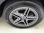 Mercedes-Benz GLC 300 e 4MATIC Business Solution AMG Panoramadak | 5 spaaks AMG lichtmetalen velgen | Treeplanken | Navigatie | Parking support | Inclusief 24 maanden MB Certified garantie voor Europa.