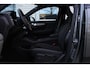 Volvo EX40 Single Motor Extended Range Plus 82 kWh | Adaptieve cruise control | Harman Kardon Geluidsinstallatie | Stoelen voor verwarmbaar | Stuurwiel verwarmbaar | Visual Park Assist | Pilot assist | 19'' Lichtmetalen