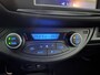 Toyota Yaris 1.5 Hybrid Y20 Exclusive Edition Parkeersensor Achter | Camera | 15" Lichtmetaal | Bluetooth | Climate Control | Cruise Control | Achteruitrijcamera | Airco (automatisch) | Cruise control
