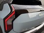 Kia EV3 Plus Advanced 81.4 kWh FROST BLUE | VEGAN LEDEREN STOELBEKLEDING | AUTO ACHTERKLEP | HARMAN KARDON SOUND SYSTEM | SCHUIF KANTEL DAK | 19 INCH LICHTMETALEN VELGEN