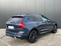 Volvo XC60 T6 Plug-in hybrid AWD Plus Black Edition | Direct Beschikbaar | Panoramadak | 360 Camera | Head-Up | Harman/Kardon | Elektrische Stoelen | Stoelverwarming