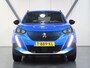 Peugeot e-2008 Allure Pack 50kWh 136PK | Accurapport 99,0%| 1ste eigenaar | AppleCarplay/Android Auto | Armsteun | 17"LMV | Camera | AUTOMAAT | Keyless | Cruise Control | Climate Control | FULL LED | Isofix | Parkeersensoren |Privacy Glass |