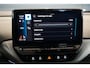 Volkswagen ID.4 First 77 kWh + WEGKLAPBARE TREKHAAK / STUURVERWARMING / VOORKLIMATISERING