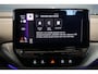 Volkswagen ID.4 First 77 kWh + WEGKLAPBARE TREKHAAK / STUURVERWARMING / VOORKLIMATISERING