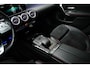 Mercedes-Benz CLA 180 136 pk Business Solution Luxury AMG-Sportpakket / Sfeer-Verl./ Led-Koplamp/ Sport-Stoelen/ Stoel.Verw/ Camera/ 18'' LMV