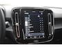 Volvo EX40 252PK Single Motor Extended Range Plus 82 kWh Navigatie / Camera / Adaptive Cruise control / Stuur & Stoelverwarming / Trekhaak / Elektr. achterklep / 19" LM Velgen