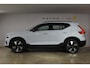 Volvo EX40 252PK Single Motor Extended Range Plus 82 kWh Navigatie / Camera / Adaptive Cruise control / Stuur & Stoelverwarming / Trekhaak / Elektr. achterklep / 19" LM Velgen