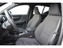 Volvo EX40 252PK Single Motor Extended Range Plus 82 kWh Navigatie / Camera / Adaptive Cruise control / Stuur & Stoelverwarming / Trekhaak / Elektr. achterklep / 19" LM Velgen