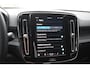 Volvo EX40 252PK Single Motor Extended Range Plus 82 kWh Navigatie / Camera / Adaptive Cruise control / Stuur & Stoelverwarming / Trekhaak / Elektr. achterklep / 19" LM Velgen