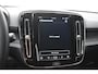 Volvo EX40 252PK Single Motor Extended Range Plus 82 kWh Navigatie / Camera / Adaptive Cruise control / Stuur & Stoelverwarming / Trekhaak / Elektr. achterklep / 19" LM Velgen