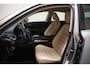 Lexus IS 300 300h Luxury Line [ Stoelverwarming/Verkoeling Memory Seats Camera