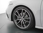 Mercedes-Benz A-klasse 180 Business Solution AMG | Memorystoelen | Apple Carplay & Android Auto | Panorama - Schuifdak | Head-Up Display | 360° Camera | Multibeam Led