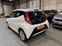 Toyota Aygo X X-PLAY AUTOMAAT CABRIO NL AUTO NAP AIRCO ANDROID / APPLE-CARPLAY LED ELEK.SCHUIFDAK!!
