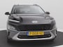 Hyundai Kona 1.6 GDI HEV Premium Sky / LEDEREN BEKLEDING / AUTOMAAT / STOELVERWARMING EN VENTILATIE / NAVIGATIE / ADAPTIEVE CRUISE CONTROL / CLIMATE CONTROL / SCHUIF-KANTELDAK