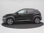 Hyundai Kona 1.6 GDI HEV Premium Sky / LEDEREN BEKLEDING / AUTOMAAT / STOELVERWARMING EN VENTILATIE / NAVIGATIE / ADAPTIEVE CRUISE CONTROL / CLIMATE CONTROL / SCHUIF-KANTELDAK