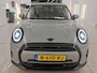 MINI One Mini 1.5 102pk Automaat Essential | Facelift | 16" Zwarte velgen | Black Exterior Pack | CarPlay / Android | Getint glas