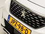 Peugeot 3008 1.2 PureTech GT Line Première Sport Automaat (PANORAMADAK, DIAMOND STITCHING, LEDER, STOELVERWARMING, SPORTSTOELEN, CLIMATE, CRUISE, CAMERA, APPLE CARPLAY, NIEUWE APK, NIEUWSTAAT)