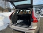 Volvo XC60 2.0 T8 Plug-in hybrid AWD Plus Dark | 455 PK | Luchtvering | Stoelventilatie | Trekhaak | 360 Camera |