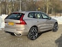 Volvo XC60 2.0 T8 Plug-in hybrid AWD Plus Dark | 455 PK | Luchtvering | Stoelventilatie | Trekhaak | 360 Camera |