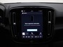 Volvo EX40 Extended Range Plus / 17% Bijtelling / Harman en Kardon audio / Stoel/- en stuurverwarming / Elektrische achterklep / Camera /