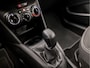 Peugeot 208 1.2 PureTech Active Sport (NAVIGATIE, LM VELGEN, CRUISE, SPOILER, TELEFOON, CAMERA, NIEUWE APK, NIEUWSTAAT)