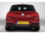 BMW 1-Serie M140i High Executive(M-performance uitlaat, Dakraam, Harman/Kardon, StoelV, PDC, Navi Pro, Cruise Con, Etc)