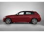 BMW 1-Serie M140i High Executive(M-performance uitlaat, Dakraam, Harman/Kardon, StoelV, PDC, Navi Pro, Cruise Con, Etc)