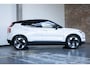 Volvo EX30 Single Motor Extended Range Plus | Incl. Volvo Verlengde garantie | Direct Beschikbaar | Adaptieve Cruise Control | Pilot Assist | Harman/Kardon Audiosysteem | Getint Glas | Parkeersensoren voor en achter | Parkeercamera achter | 19" Lichtmetalen velgen |