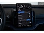 Volvo EX30 Single Motor Extended Range Plus | Incl. Volvo Verlengde garantie | Direct Beschikbaar | Adaptieve Cruise Control | Pilot Assist | Harman/Kardon Audiosysteem | Getint Glas | Parkeersensoren voor en achter | Parkeercamera achter | 19" Lichtmetalen velgen |