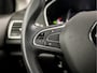 Renault Megane 1.3 TCe Sport (APPLE CARPLAY, NAVIGATIE, CLIMATE, GETINT GLAS, SPORTSTOELEN, PARKEERSENSOREN, KEYLESS, NIEUWSTAAT)