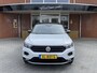 Volkswagen T-Roc 1.5 TSI Sport Nieuwstaat!! | ACC | Led Koplampen | Navigatie | Stoelverwarming | LM Velgen | RIJKLAAPRIJS INCL 12 MAANDEN GARANTIE EN BEURT