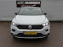 Volkswagen T-Roc 1.5 TSI Sport Nieuwstaat!! | ACC | Led Koplampen | Navigatie | Stoelverwarming | LM Velgen | RIJKLAAPRIJS INCL 12 MAANDEN GARANTIE EN BEURT
