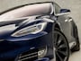 Tesla Model S 90D Performance Pack 422Pk (PANORAMADAK, AUTOPILOT, LUCHTVERING, ALCANTARA HEMEL, SFEERVERLICHTING, NIEUWSTAAT)