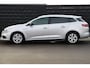 Renault Megane Estate 1.3 TCe Limited | Cruise Control | Stoelverwarming | Trekhaak | Navigatie | Climate Control | Carplay