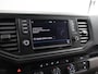 Volkswagen Crafter 35 2.0 TDI | RWD | L3 H3 | 70-Edition | MARGE | 3500 KG. AHW | LEDEREN BEKLEDING | ADAPTIVE CRUISE CONTROL | 2-ZITS | NAVIGATIE | STOEL/STUUR VERWARMING | LM VELGEN | LED KOPLAMPEN | MARGE  | BPM VRIJ