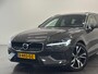 Volvo V60 T6 Plug-in hybrid AWD Ultimate Bright Longrange | Panoramadak | Trekhaak | Stuurverwarming | Achterbank verwarmd |  Harman Kardon |
