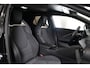 Toyota C-HR 2.0 Plug-in Hybrid 220 Executive | Apple Carplay | JBL | Geheugenstoelen |