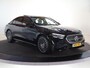 Mercedes-Benz E-klasse 300e Sport Edition | Panoramaschuifdak | Premium Plus | Rijassistentiepakket Plus | Night | Head-up display | Burmester |