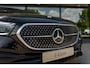 Mercedes-Benz E-klasse 300e Sport Edition | Panoramaschuifdak | Premium Plus | Rijassistentiepakket Plus | Night | Head-up display | Burmester