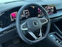 Volkswagen Golf 1.5 eTSI Style|Keyless| HUD| Camera|ACC