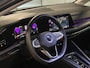 Volkswagen Golf 1.5 eTSI Style|Keyless| HUD| Camera|ACC