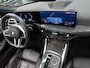 BMW 4-Serie Cabrio 420i High Executive M-Sport Sportstoelen Camera Stoelverwarming Curved dashboard Navigatie Airco-ecc 19 inch Sportvelgen App connect Cape York Green metallic Zwart sportleer