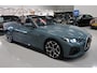 BMW 4-Serie Cabrio 420i High Executive M-Sport Sportstoelen Camera Stoelverwarming Curved dashboard Navigatie Airco-ecc 19 inch Sportvelgen App connect Cape York Green metallic Zwart sportleer