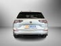 Volkswagen Golf Variant 1.5 150pk eTSI R-Line Edition Achteruitrijcamera | Adaptive cruise control | Koplampverlichting LED-matrix-led (IQ.LIGHT)